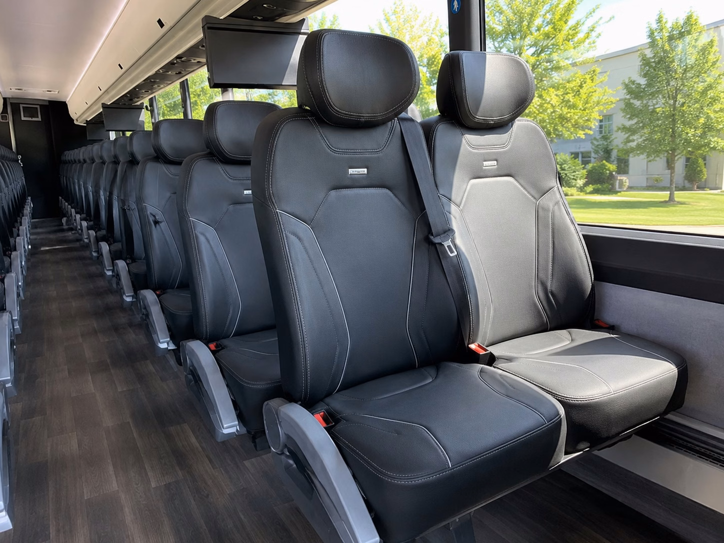 book a sporting event bus rental for concerts boxing matches and special events at madison square garden